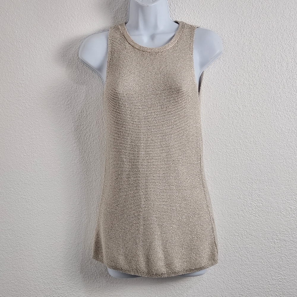 𝅺white House Black Market Beige and Gold Thick Strap Tank Top Size: XS